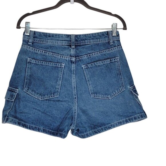 Shein Womens Blue Denim Utility Cargo Shorts With Pockets Size Small - Picture 2 of 9